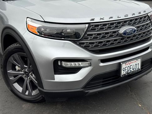 Certified 2023 Ford Explorer XLT w/ Equipment Group 202A RWD image 3