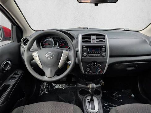 Used 2018 Nissan Versa SV FWD image 16