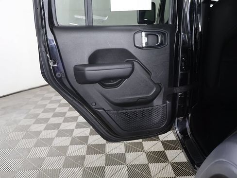 Used 2024 Jeep Wrangler Unlimited Sport AWD/4WD image 23