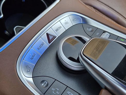 Used 2015 Mercedes-Benz S 550 4MATIC Coupe image 26