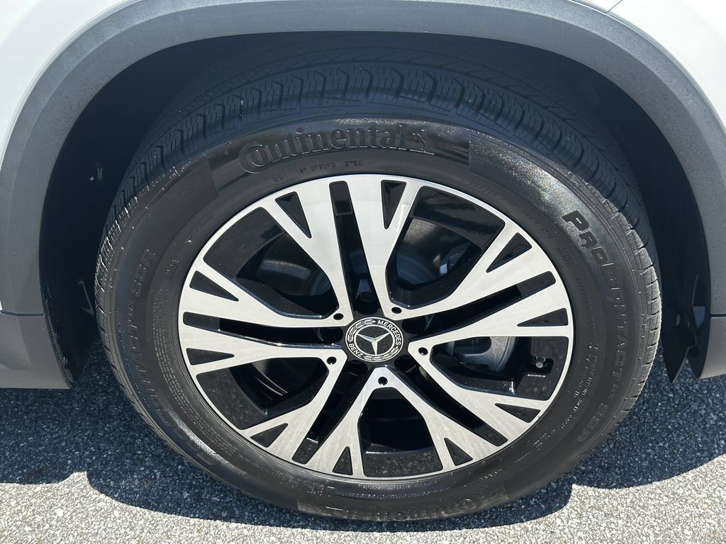 Certified 2025 Mercedes-Benz GLA 250 4MATIC image 14