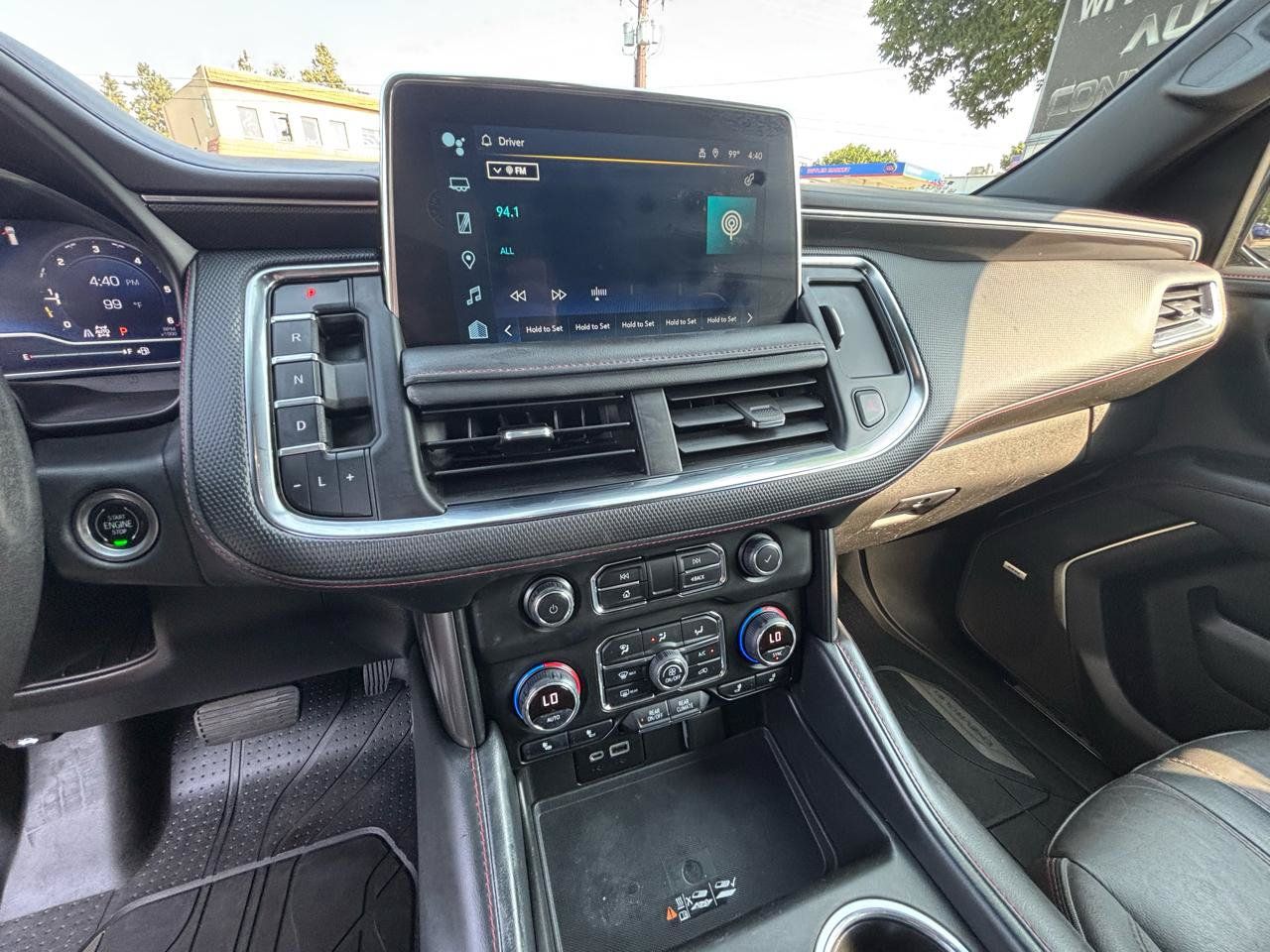 Used 2022 Chevrolet Tahoe RST w/ Luxury Package AWD/4WD image 17