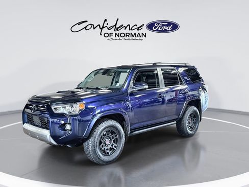 Used 2024 Toyota 4Runner TRD Off-Road Premium w/ Moonroof Package AWD/4WD image 4