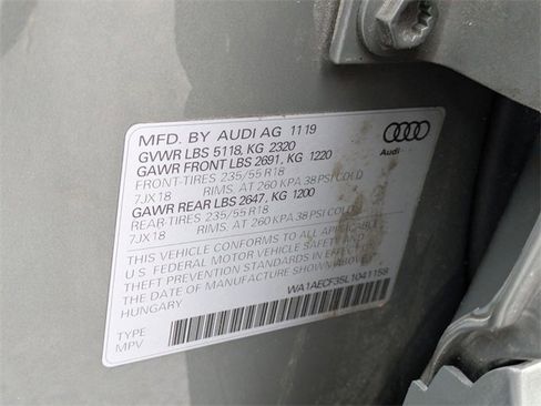 Used 2020 Audi Q3 2.0T Premium w/ Convenience Package image 31