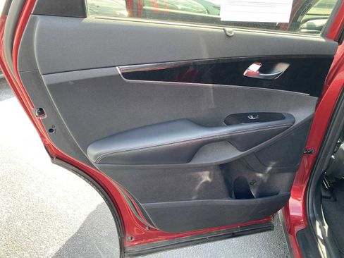 Used 2017 Kia Sorento EX w/ EX Advanced Touring Package image 32