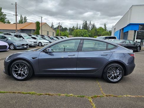 Used 2023 Tesla Model 3 Standard Range RWD image 2