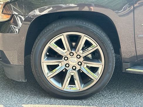Used 2017 Chevrolet Tahoe Premier AWD/4WD image 15