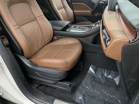 Certified 2023 Lincoln Aviator Reserve w/ Elements Package Plus image 28