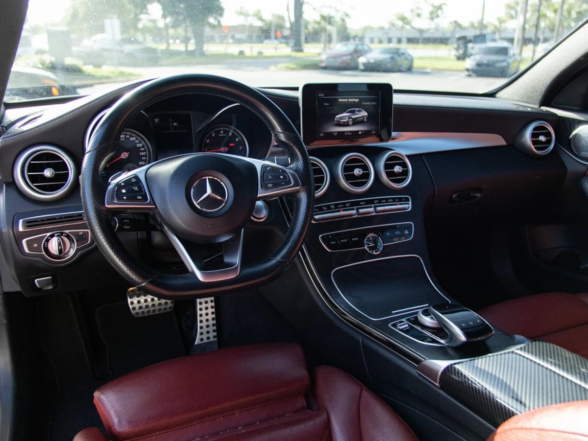 Used 2016 Mercedes-Benz C 300 Sedan image 18
