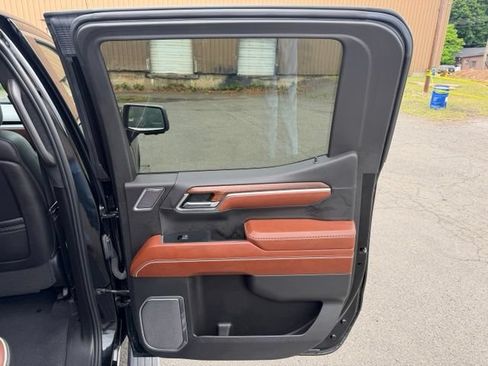 Used 2023 GMC Sierra 1500 Denali Ultimate AWD/4WD image 14