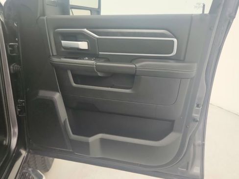 Used 2024 RAM 2500 Big Horn image 30