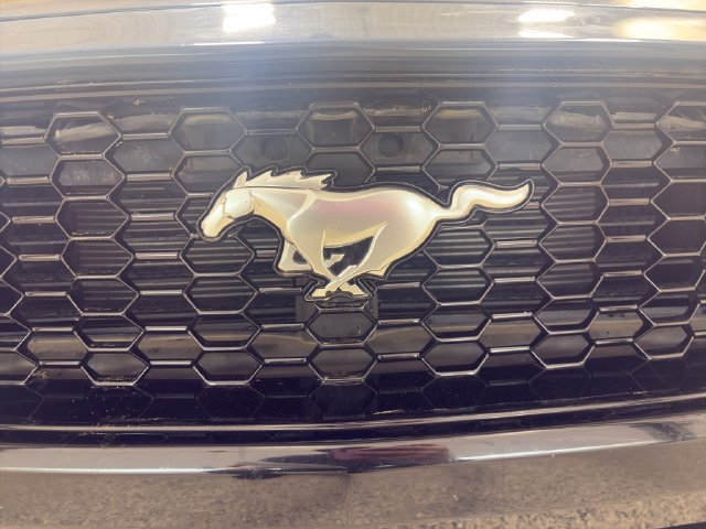 Used 2025 Ford Mustang GT Premium RWD image 39