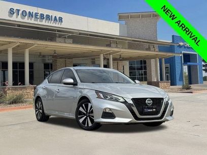 Used 2022 Nissan Altima 2.5 SV