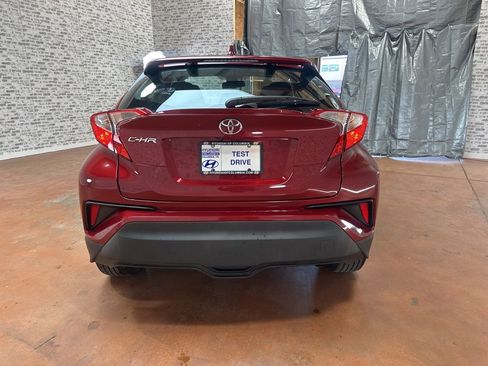 Used 2019 Toyota C-HR LE image 6
