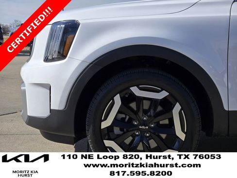 Used 2024 Kia Telluride EX w/ EX Captain's Chair Package image 14