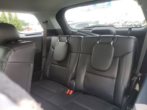 Used 2023 Ford Explorer XLT w/ Equipment Group 202A image 27