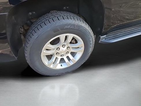 Used 2020 Chevrolet Tahoe LT image 15