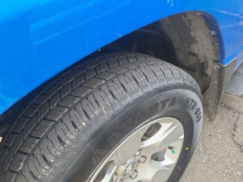 Used 2022 RAM 1500 Big Horn AWD/4WD image 36