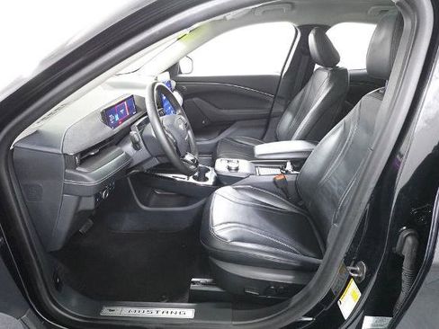 Certified 2023 Ford Mustang Mach-E Premium image 10
