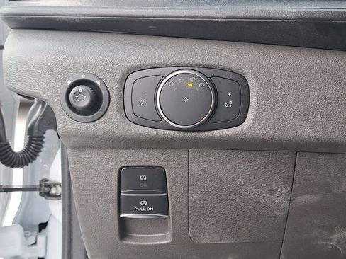 New 2026 Ford Transit 250 148 Medium Roof w/ Load Area Protection Package RWD image 23