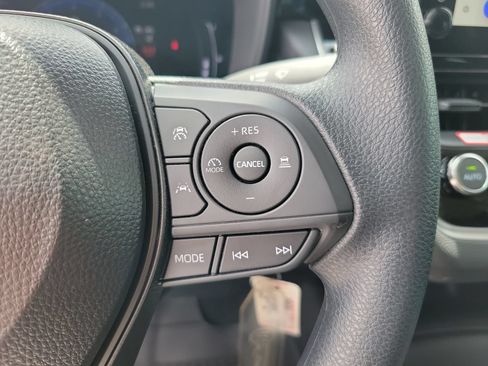 Used 2026 Toyota Corolla LE FWD image 20