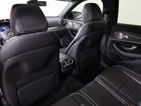 Used 2019 Mercedes-Benz E 63 AMG S w/ AMG Night Package image 33