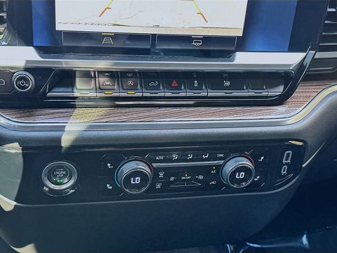 Used 2023 Chevrolet Silverado 1500 LT w/ Protection Package image 15