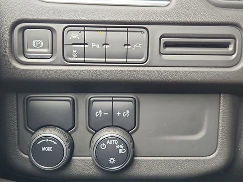 Used 2022 Chevrolet Tahoe LS w/ Driver Alert Package RWD image 17