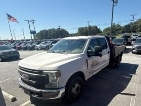 Used 2020 Ford F350 XL w/ Power Equipment Group RWD image 3