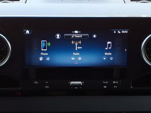 Used 2025 Mercedes-Benz Sprinter 2500 image 16