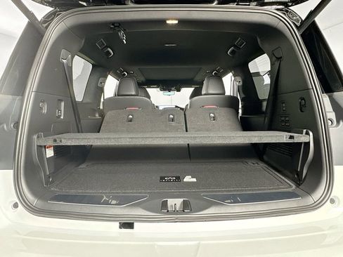 New 2026 INFINITI QX80 Autograph w/ Premium Cargo Package image 31