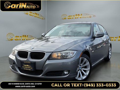 Used 2011 BMW 328i Sedan RWD image 1