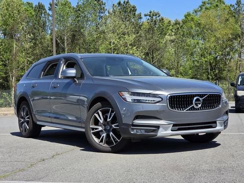 Used 2017 Volvo V90 T6 Cross Country AWD/4WD image 7