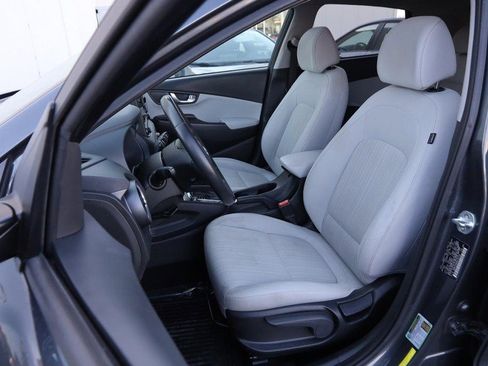 Used 2022 Hyundai Kona SEL w/ Convenience Package image 9