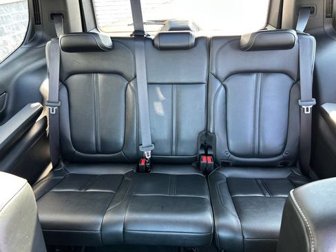 Used 2023 Jeep Wagoneer Series II AWD/4WD image 26