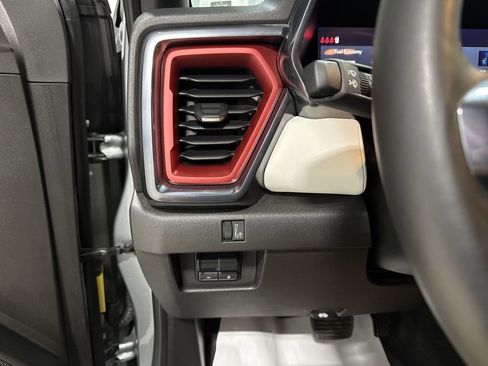 Used 2024 GMC Canyon AT4X image 18