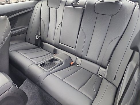 Used 2024 BMW M240i xDrive Coupe w/ Premium Package image 34