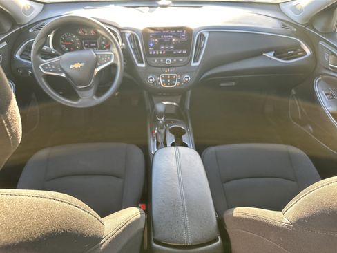 Used 2024 Chevrolet Malibu LT image 22