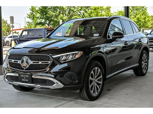Certified 2026 Mercedes-Benz GLC 300 4MATIC image 5