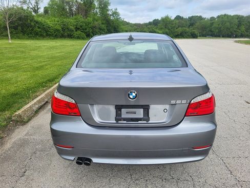Used 2010 BMW 528i xDrive Sedan AWD/4WD image 6