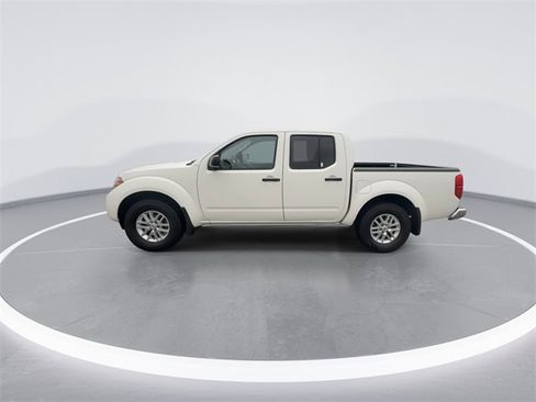 Used 2019 Nissan Frontier SV image 5
