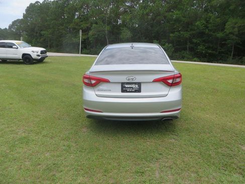 Used 2016 Hyundai Sonata SE FWD image 7