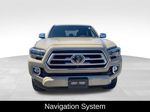 Used 2020 Toyota Tacoma Limited AWD/4WD image 9