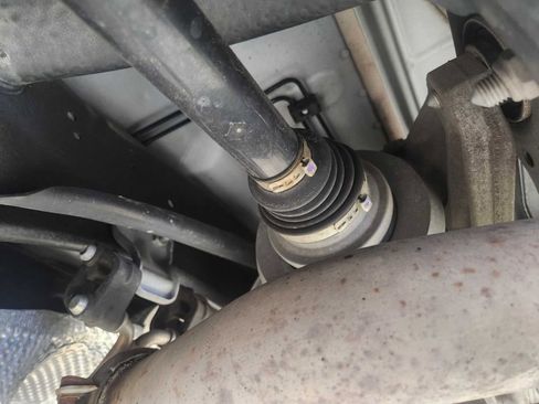 Used 2019 Mercedes-Benz C 300 4MATIC Sedan image 79