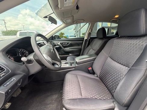 Used 2018 Nissan Altima 2.5 S w/ S Convenience Package FWD image 10