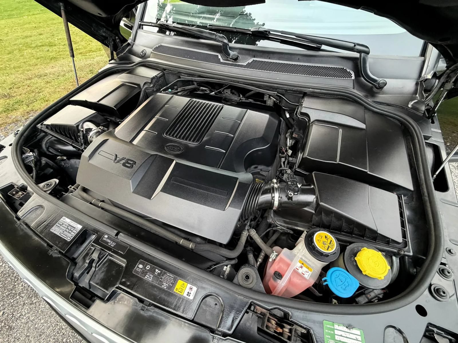 Used 2013 Land Rover LR4 HSE AWD/4WD image 88