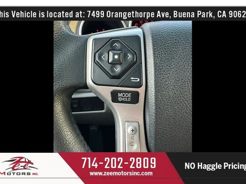 Used 2015 Toyota Sequoia SR5 w/ Premium Package RWD image 43