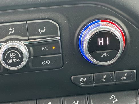 Used 2021 GMC Sierra 1500 AT4 w/ AT4 Value Package image 29