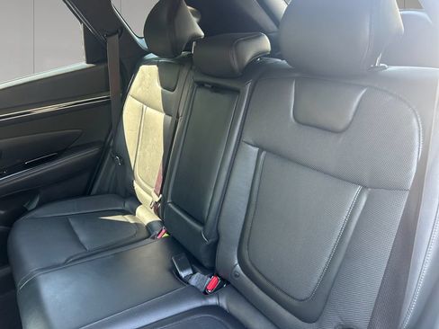 Used 2024 Hyundai Tucson Limited AWD/4WD image 16