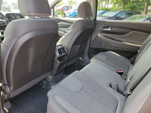 Used 2019 Hyundai Santa Fe SE FWD image 15